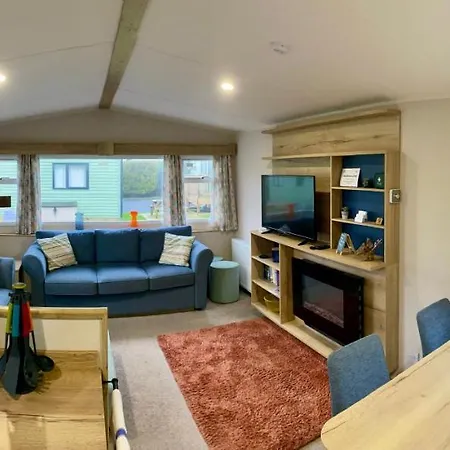 Appleblossom Lodge, Lido Leisure Park, Semesterbostad *