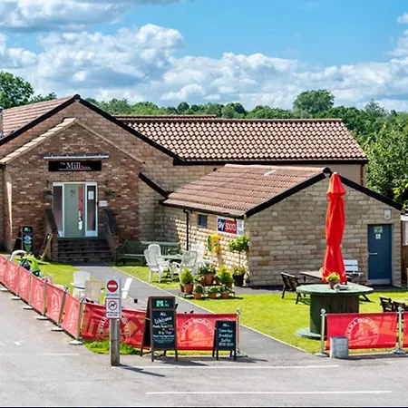 Appleblossom Lodge, Lido Leisure Park, Semesterbostad