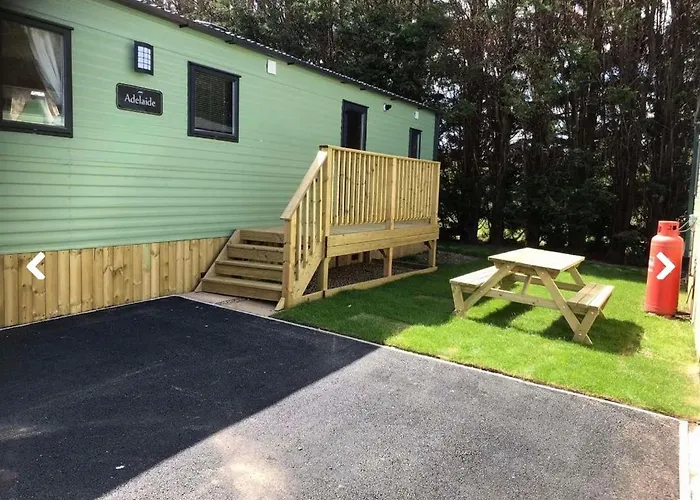 Appleblossom Lodge, Lido Leisure Park, *