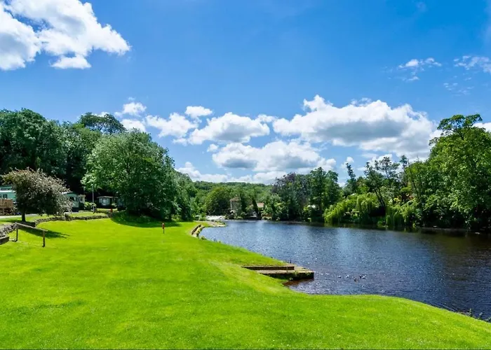 Appleblossom Lodge, Lido Leisure Park, * ナレスボロ