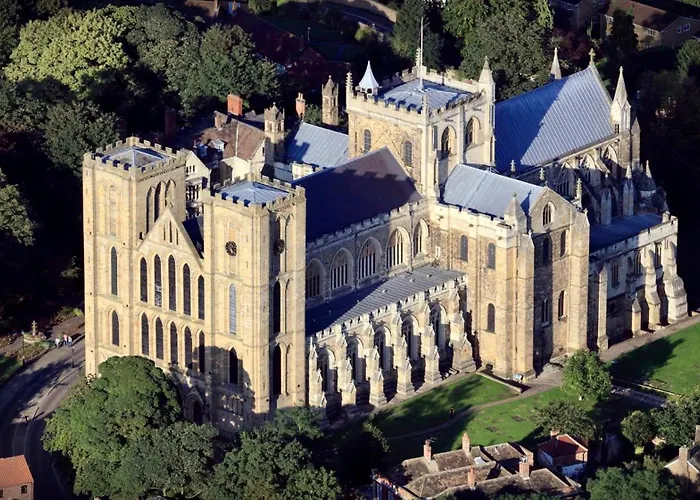 Appleblossom Lodge, Lido Leisure Park, *