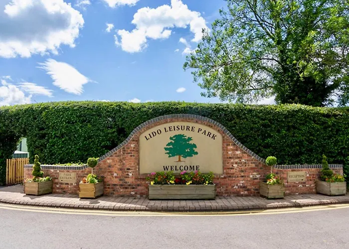 Appleblossom Lodge, Lido Leisure Park,