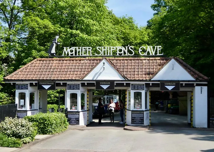 Appleblossom Lodge, Lido Leisure Park,