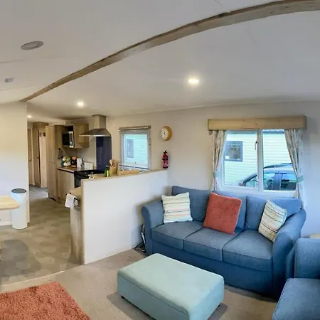 Appleblossom Lodge, Lido Leisure Park, * Knaresborough