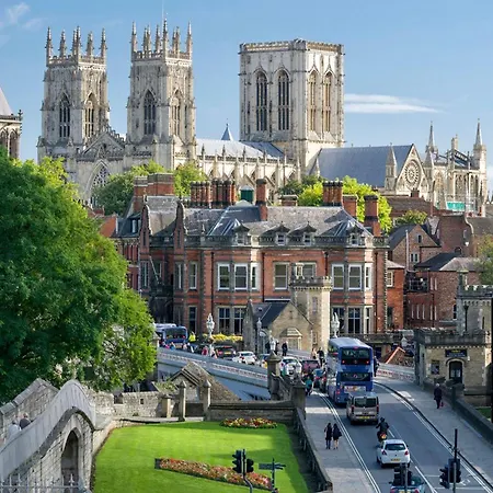 Appleblossom Lodge, Lido Leisure Park, Σπίτι διακοπών Knaresborough